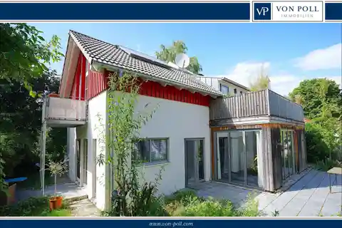 Attractive Energy-Efficient Timber Frame Home