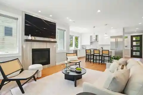 Immaculate Townhome in the Heart of Newtonville