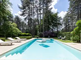 Magnificent Villa in a Wooded Golf Course Setting