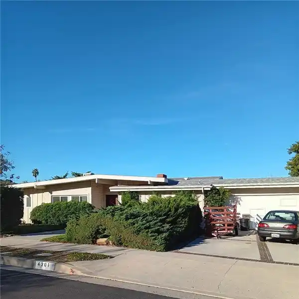RARE MID-CENTURY GEM ON CORNER LOT
