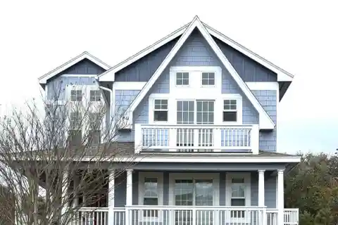 Perfect Blend of Coastal Elegance and Resort-Style Living