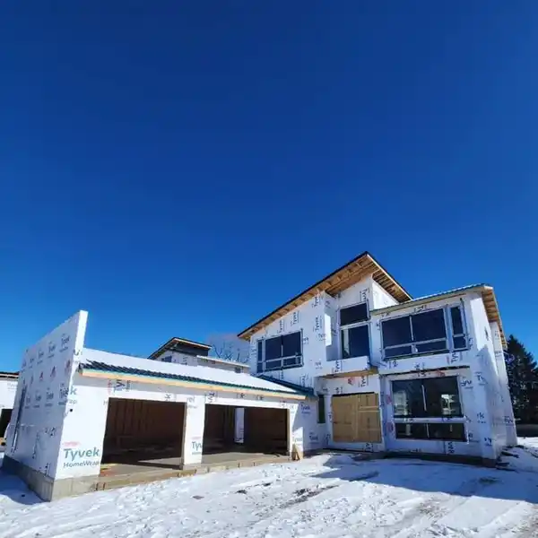 FULLY CUSTOMIZE THIS LUXURY NEW HOME