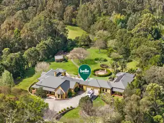 Expansive Country Manor