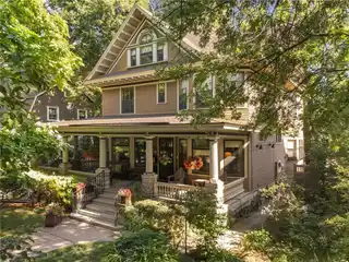 Remarkable Home in the Heart of Summit Hill