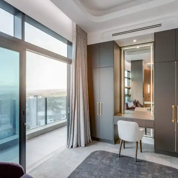 EXCLUSIVE PENTHOUSE IN A VIBRANT LOCATION