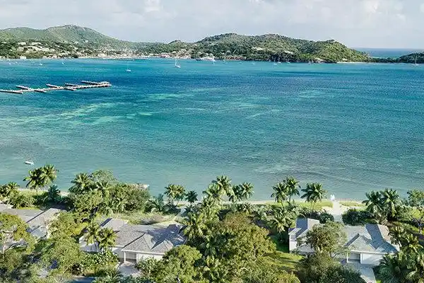 BEAUTIFUL BEACH HOME IN FALMOUTH HARBOUR