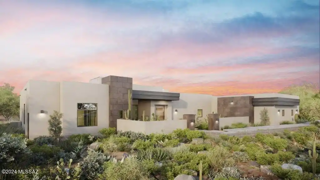 Opulent Living on the Golf Course in Stone Canyon