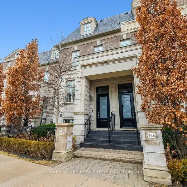 SHOW-STOPPING EXECUTIVE TOWNHOUSE