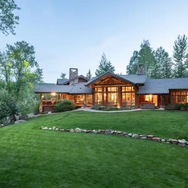 MAGNIFICENT LOG HOME ALONG THE EAGLE RIVER