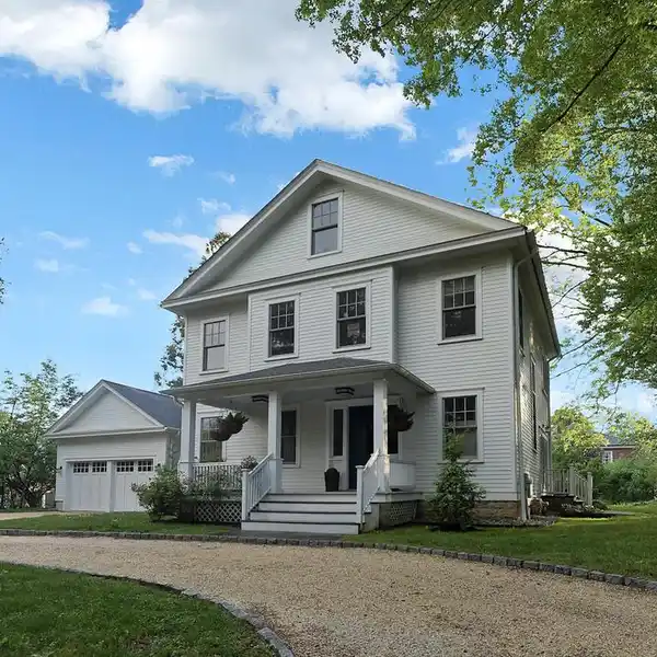 BEAUTIFULLY RENOVATED HOME