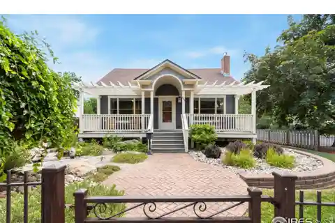 Classic Ranch on Oversized Corner Lot