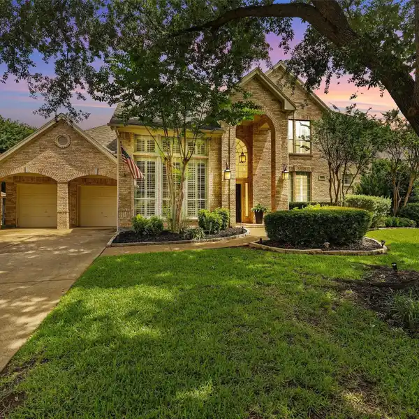 DESIGNER HOME NEAR SOUTHLAKE TOWN SQUARE