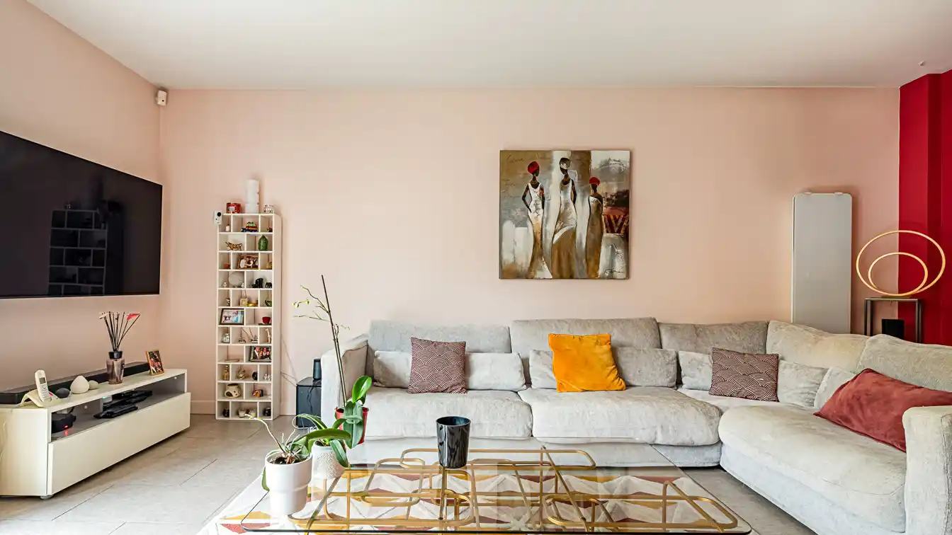 Bright Townhouse with Terrace and Garden