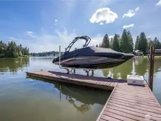 Open-Concept Stunner with Shared Dock and Lift on Lake Tapps