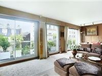 FIFTH FLOOR APARTMENT WITH WIDE BALCONIES IN THE MOZART NEIGHBORHOOD