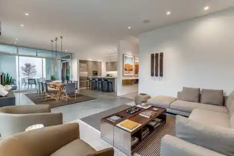 Exclusive Art House with Custom Design, and Private Patio