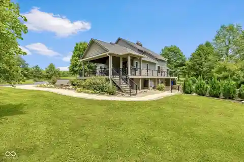 Luxury with Country Serenity