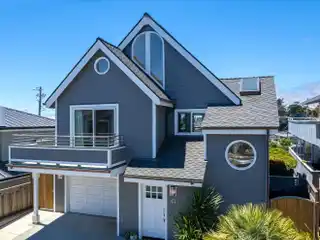Beautifully Remodeled Beach Home Steps to the Sand