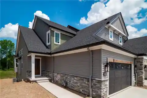 Immaculate Brand-New End-Unit Townhome