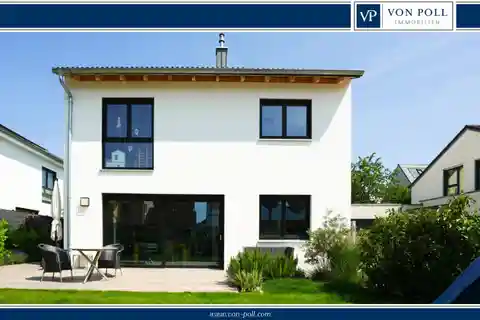 Modern Detached House