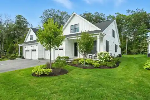 Luxury Townhome with Conservation Views