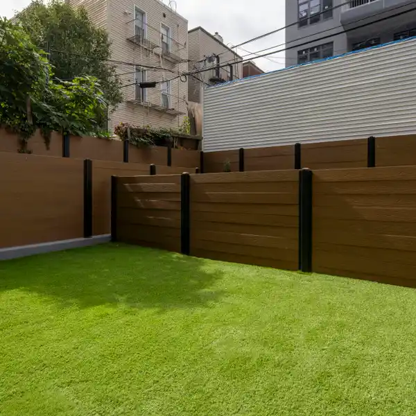 STYLISH DUPLEX WITH PRIVATE GARDEN