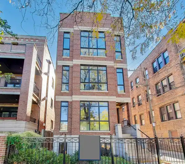 EXQUISITE BRICK DUPLEX WITH SOPHISTICATED ENTERTAINING SPACES