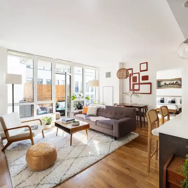 IMPECCABLY RENOVATED LIGHT-FILLED LUXURY RESIDENCE