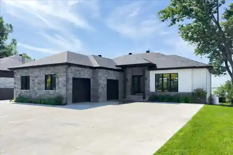 Oversized Bungalow in the Beautiful Anse Au Sable Area