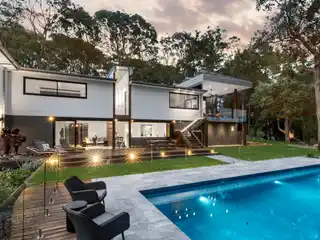 Architect-Designed Residence on Estate-Like Grounds