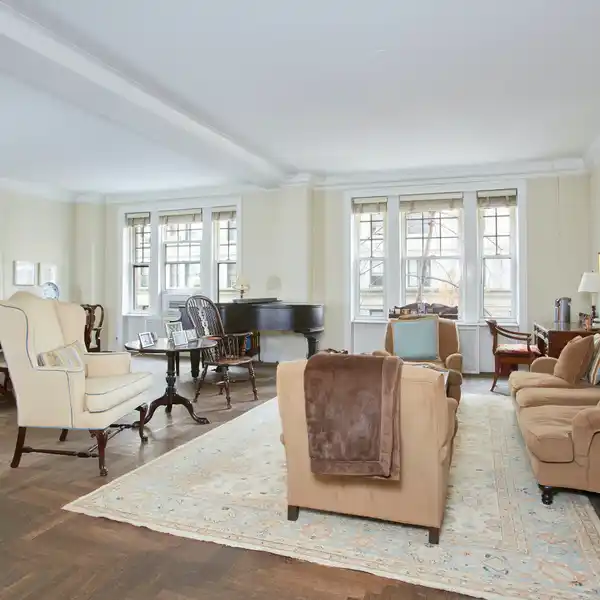 PREWAR CHARM ON EAST 83RD