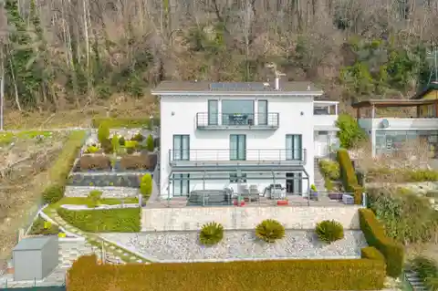 Four Bedroom Home with Elevated Views