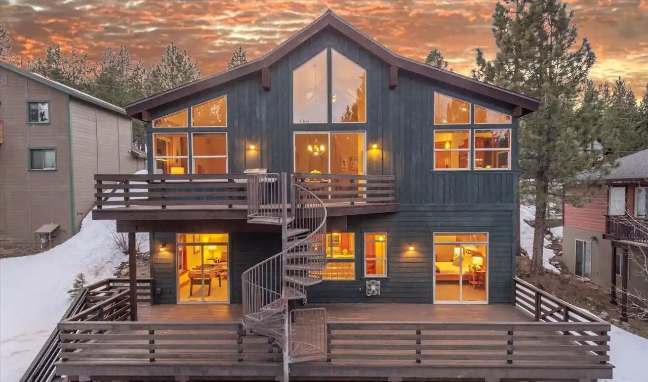 Rare Mountain Dream Home