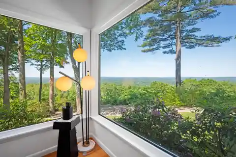 Magical Mid-century Modern with Amazing Views