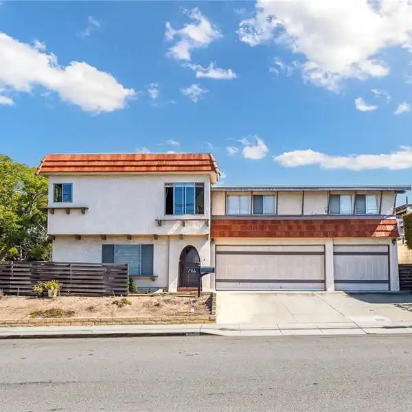 SPACE AND CHARM IN A PRIME LOCATION