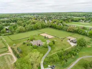 Elegant Country Retreat with Boutique Horse Barn