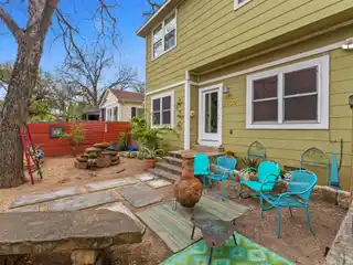 Sophisticated Home in an Iconic Neighborhood