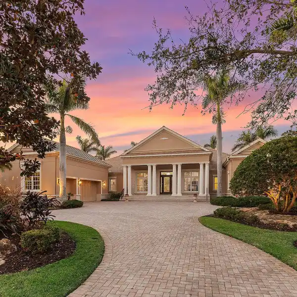 STATELY HOME WITHIN THE LAKE CLUB AT LAKEWOOD RANCH