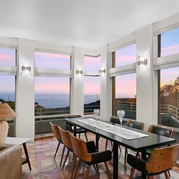 LUXURY AND COMFORT WITH BREATHTAKING VIEWS