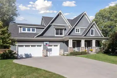 Private Sanctuary in Coveted Highlands