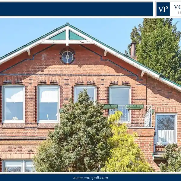 HISTORIC HOME ON SPACIOUS PROPERTY
