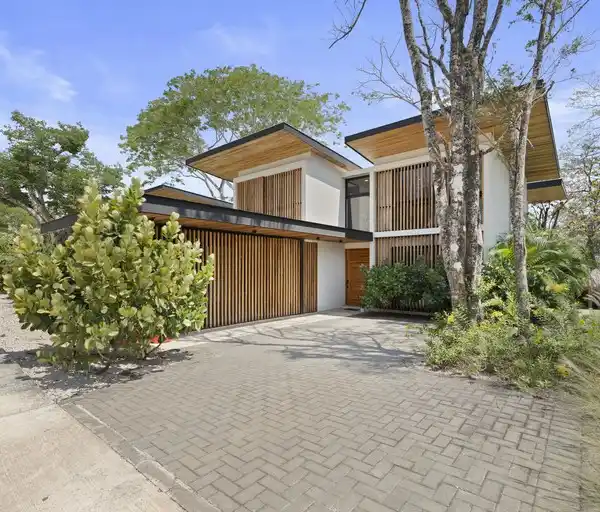 GRANDE SALVAJE #2 | MODERN HOME, JUST STEPS TO THE FAMOUS SURF BREAK IN PLAYA GRANDE!