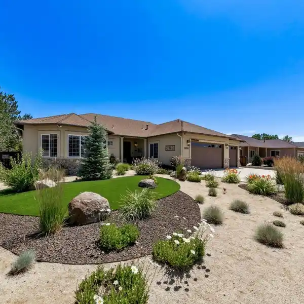 IMMACULATE HOME WITH BACKYARD OASIS