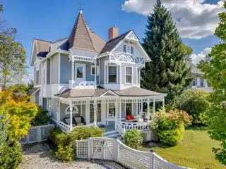 Beloved Hudson River View Queen Anne Victorian