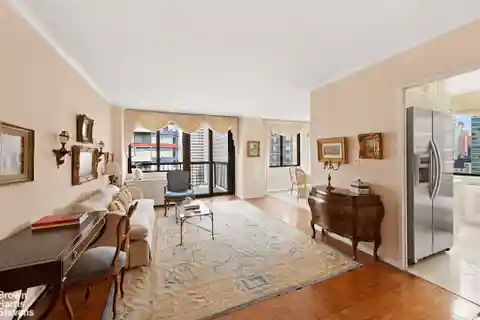 Oversized Junior-4 Home