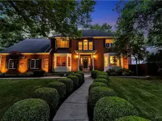 Magnificent Colonial on a Beautiful Lot