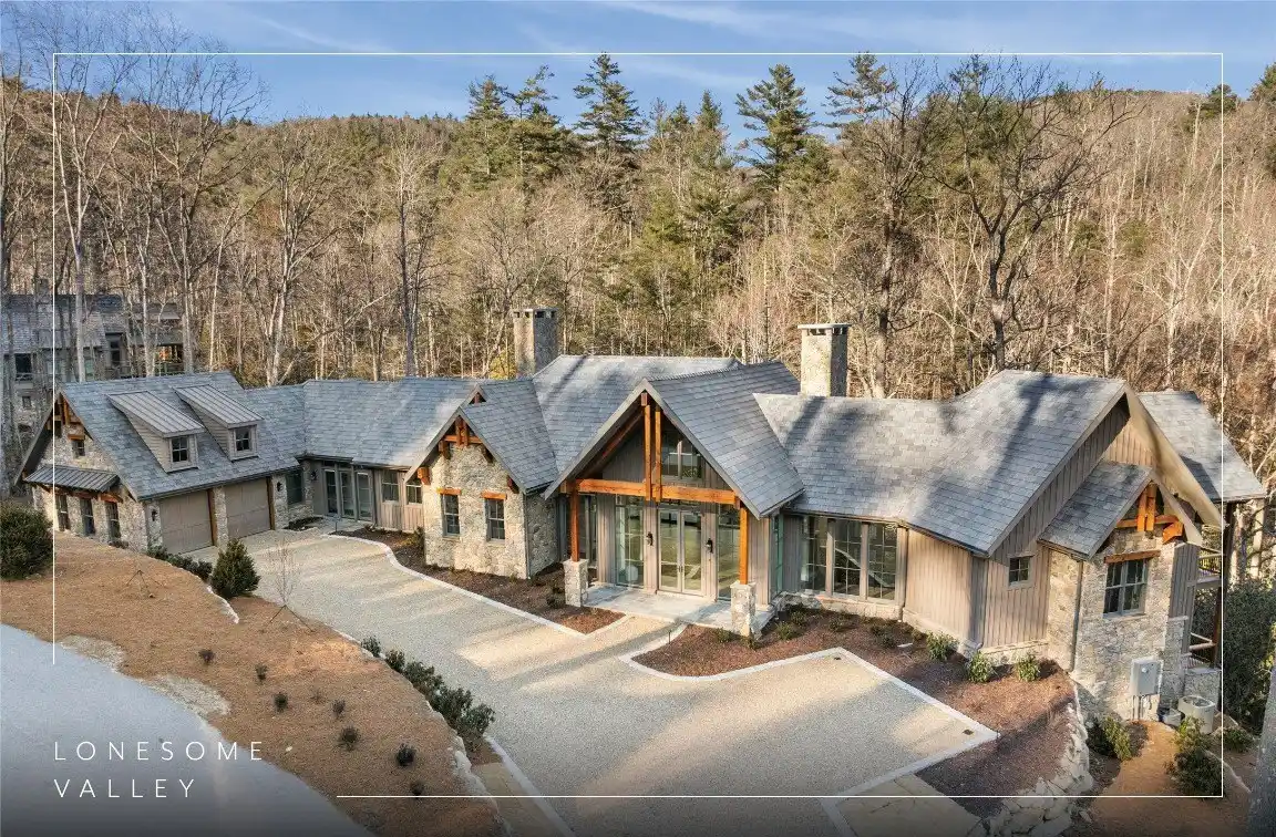 Sophisticated New Construction