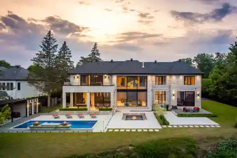 Exceptional Waterfront Residence