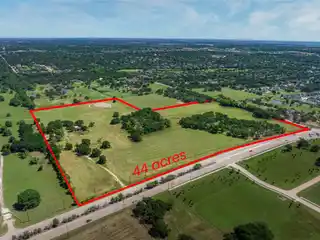 Special 44-acre Rural Oasis