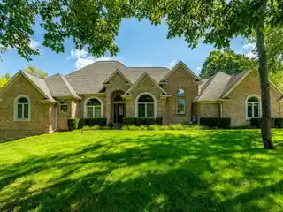Woodlore Retreat with Poolside Serenity